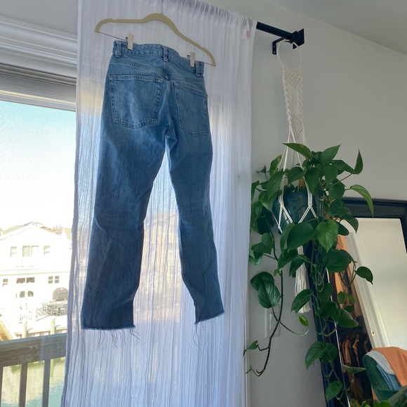 Zara Ripped Jeans - Picture 2 of 3